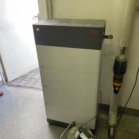 Fassadeninstallation für ein Bürogebäude